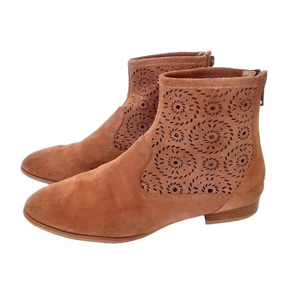 Jack Rogers Ronnie Ankle Boots Lazer Cut Medallion Camel Suede Womens 8 Western - Picture 1 of 10